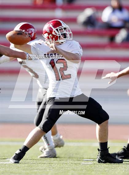 Thumbnail 1 in Limon vs. Centauri (CHSAA Class 1A Final) photogallery.