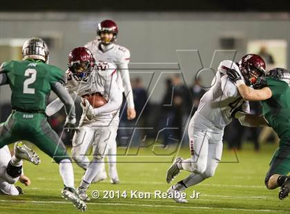 Thumbnail 2 in St. Joseph's Prep vs. Pine-Richland (PIAA Class AAAA Final) photogallery.