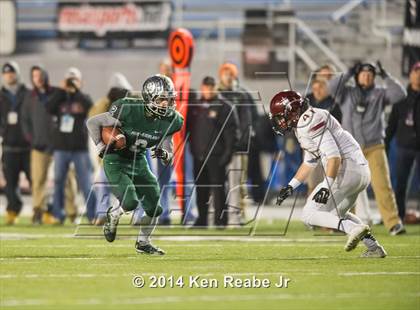 Thumbnail 2 in St. Joseph's Prep vs. Pine-Richland (PIAA Class AAAA Final) photogallery.