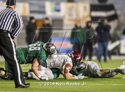 Thumbnail 3 in St. Joseph's Prep vs. Pine-Richland (PIAA Class AAAA Final) photogallery.
