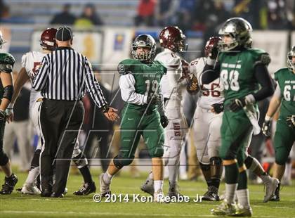 Thumbnail 2 in St. Joseph's Prep vs. Pine-Richland (PIAA Class AAAA Final) photogallery.