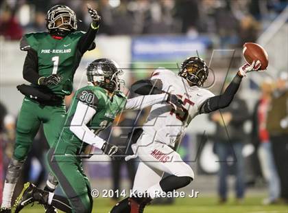Thumbnail 3 in St. Joseph's Prep vs. Pine-Richland (PIAA Class AAAA Final) photogallery.