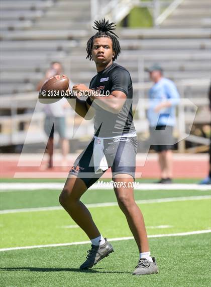 Thumbnail 1 in Desert Edge vs Perry (7on7 Gotta Believe Tournament) photogallery.