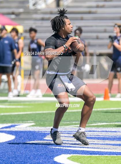 Thumbnail 3 in Desert Edge vs Perry (7on7 Gotta Believe Tournament) photogallery.