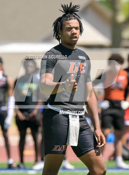 Thumbnail 2 in Desert Edge vs Perry (7on7 Gotta Believe Tournament) photogallery.