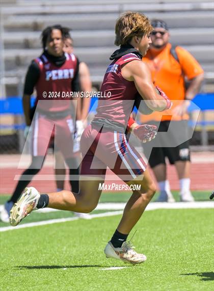 Thumbnail 3 in Desert Edge vs Perry (7on7 Gotta Believe Tournament) photogallery.