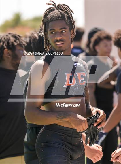 Thumbnail 3 in Desert Edge vs Perry (7on7 Gotta Believe Tournament) photogallery.