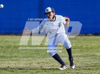 Thumbnail 1 in Colfax @ Rosemont photogallery.