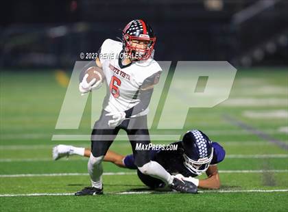 Thumbnail 3 in Norte Vista vs Loyola (CIFSS D4 Rnd 1 Playoff) photogallery.