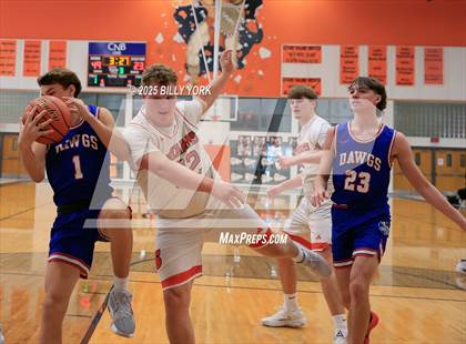 Thumbnail 3 in Grand Saline vs Quitman photogallery.