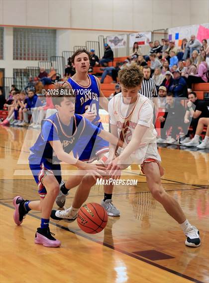 Thumbnail 3 in Grand Saline vs Quitman photogallery.