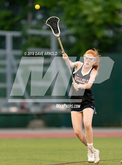 Thumbnail 1 in Walpole vs. Wellesley (MIAA Division 1 State Final) photogallery.
