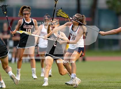 Thumbnail 3 in Walpole vs. Wellesley (MIAA Division 1 State Final) photogallery.