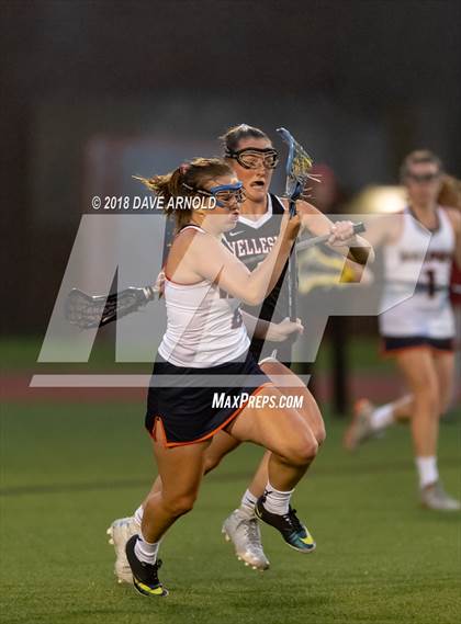 Thumbnail 1 in Walpole vs. Wellesley (MIAA Division 1 State Final) photogallery.