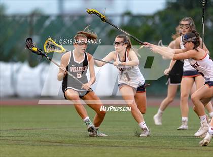Thumbnail 3 in Walpole vs. Wellesley (MIAA Division 1 State Final) photogallery.