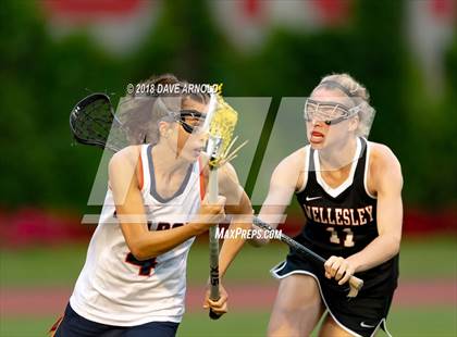 Thumbnail 3 in Walpole vs. Wellesley (MIAA Division 1 State Final) photogallery.