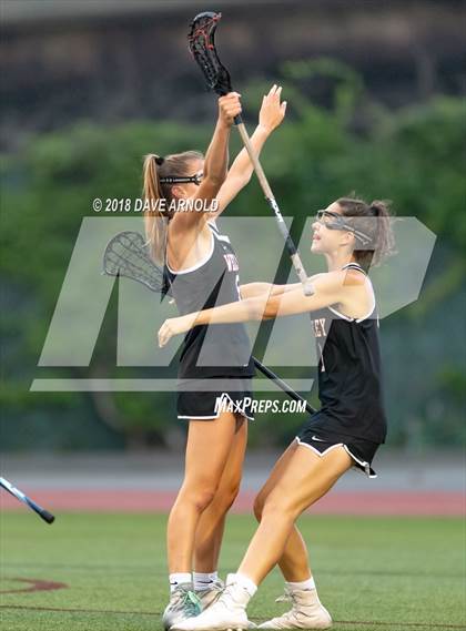 Thumbnail 2 in Walpole vs. Wellesley (MIAA Division 1 State Final) photogallery.