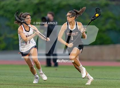 Thumbnail 2 in Walpole vs. Wellesley (MIAA Division 1 State Final) photogallery.
