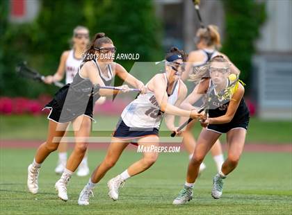 Thumbnail 3 in Walpole vs. Wellesley (MIAA Division 1 State Final) photogallery.