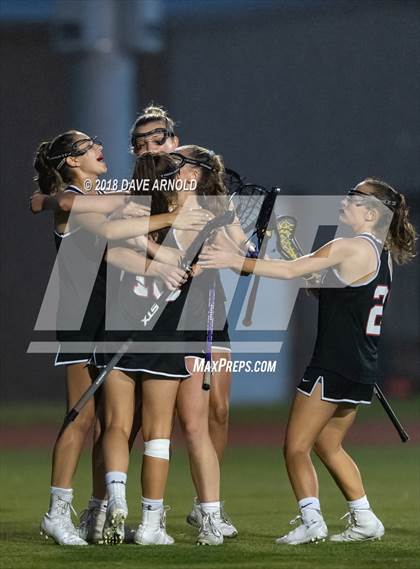 Thumbnail 3 in Walpole vs. Wellesley (MIAA Division 1 State Final) photogallery.