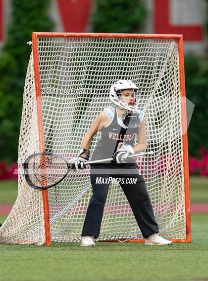 Thumbnail 2 in Walpole vs. Wellesley (MIAA Division 1 State Final) photogallery.