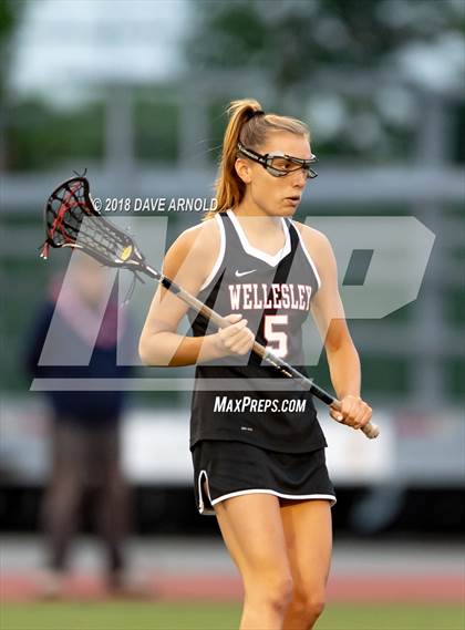 Thumbnail 2 in Walpole vs. Wellesley (MIAA Division 1 State Final) photogallery.