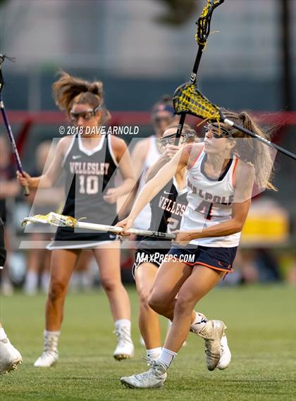 Thumbnail 1 in Walpole vs. Wellesley (MIAA Division 1 State Final) photogallery.