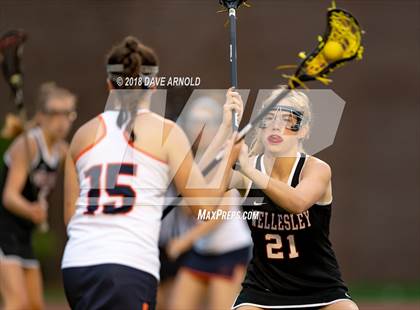 Thumbnail 1 in Walpole vs. Wellesley (MIAA Division 1 State Final) photogallery.