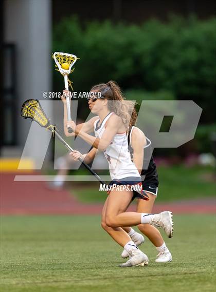 Thumbnail 3 in Walpole vs. Wellesley (MIAA Division 1 State Final) photogallery.
