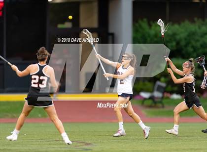 Thumbnail 3 in Walpole vs. Wellesley (MIAA Division 1 State Final) photogallery.