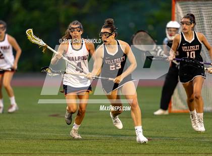 Thumbnail 3 in Walpole vs. Wellesley (MIAA Division 1 State Final) photogallery.