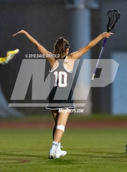 Thumbnail 3 in Walpole vs. Wellesley (MIAA Division 1 State Final) photogallery.
