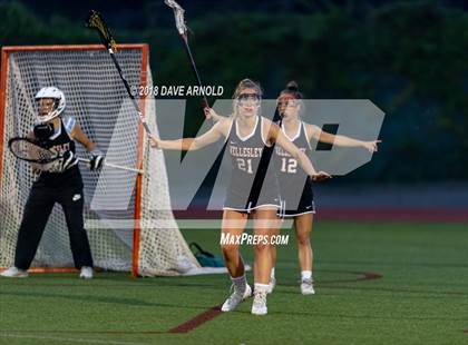 Thumbnail 2 in Walpole vs. Wellesley (MIAA Division 1 State Final) photogallery.
