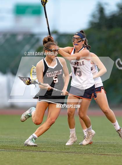 Thumbnail 2 in Walpole vs. Wellesley (MIAA Division 1 State Final) photogallery.