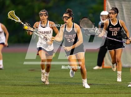 Thumbnail 1 in Walpole vs. Wellesley (MIAA Division 1 State Final) photogallery.