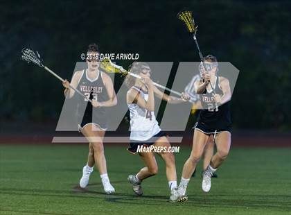 Thumbnail 2 in Walpole vs. Wellesley (MIAA Division 1 State Final) photogallery.