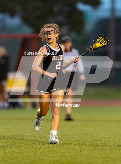 Thumbnail 1 in Walpole vs. Wellesley (MIAA Division 1 State Final) photogallery.