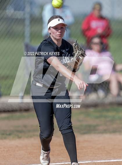 Thumbnail 1 in Yorba Linda @ Foothill photogallery.