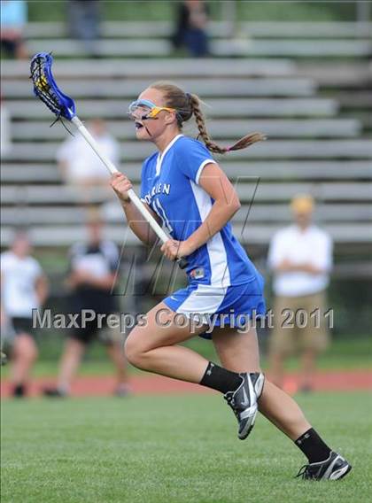 Thumbnail 1 in Darien @ Barlow (CIAC Class M 1st Round) photogallery.