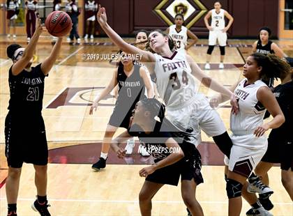 Thumbnail 2 in Cimarron-Memorial vs Faith Lutheran (NIAA 4A Quarterfinal) photogallery.
