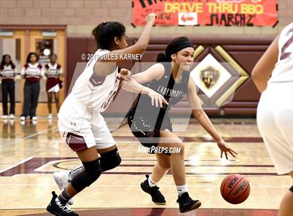 Thumbnail 1 in Cimarron-Memorial vs Faith Lutheran (NIAA 4A Quarterfinal) photogallery.