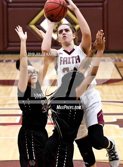 Thumbnail 1 in Cimarron-Memorial vs Faith Lutheran (NIAA 4A Quarterfinal) photogallery.