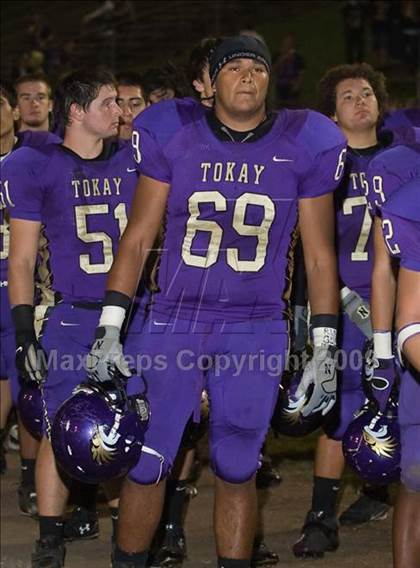 Thumbnail 1 in Tokay vs. Edison photogallery.
