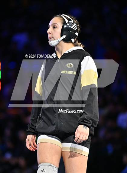 Thumbnail 2 in UIL 5A Championship Finals 120-132lb photogallery.