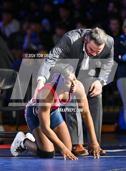 Thumbnail 1 in UIL 5A Championship Finals 120-132lb photogallery.