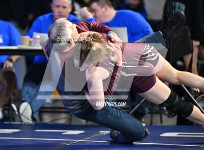 Thumbnail 1 in UIL 5A Championship Finals 120-132lb photogallery.