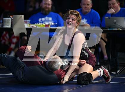 Thumbnail 3 in UIL 5A Championship Finals 120-132lb photogallery.