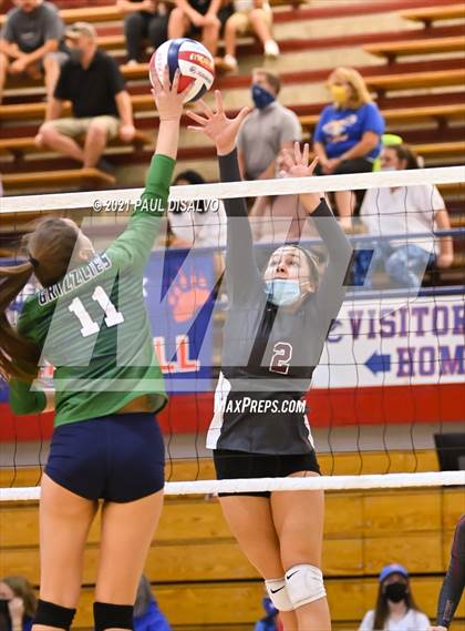 Thumbnail 1 in ThunderRidge vs. Horizon (Cherry Creek Bruin Classic) photogallery.