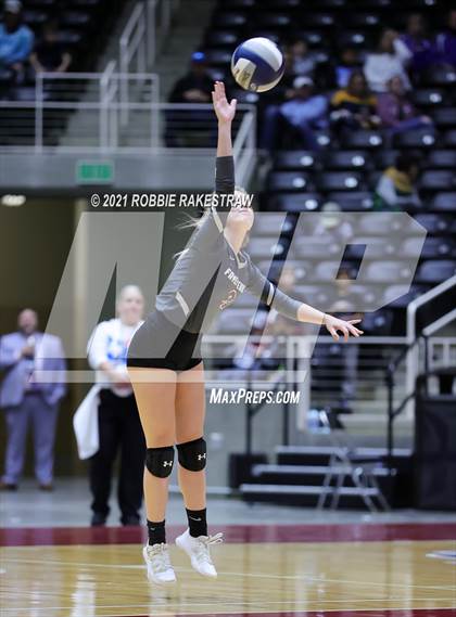 Thumbnail 3 in Blum vs. Fayetteville (UIL Volleyball 1A Finals) photogallery.