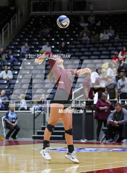 Thumbnail 1 in Blum vs. Fayetteville (UIL Volleyball 1A Finals) photogallery.